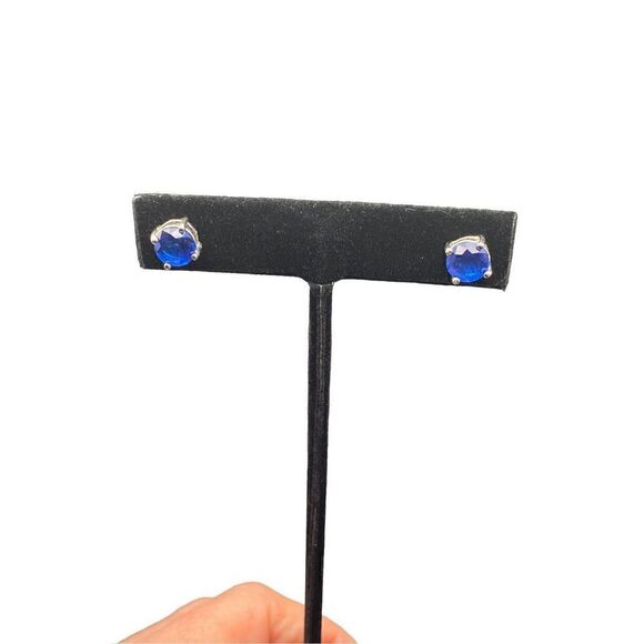 JCM stainless steel round sapphire cz earrings and matching pendant with chain - Picture 5 of 12